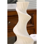 Vase décoratif blanc en céramique, hauteur 20 cm