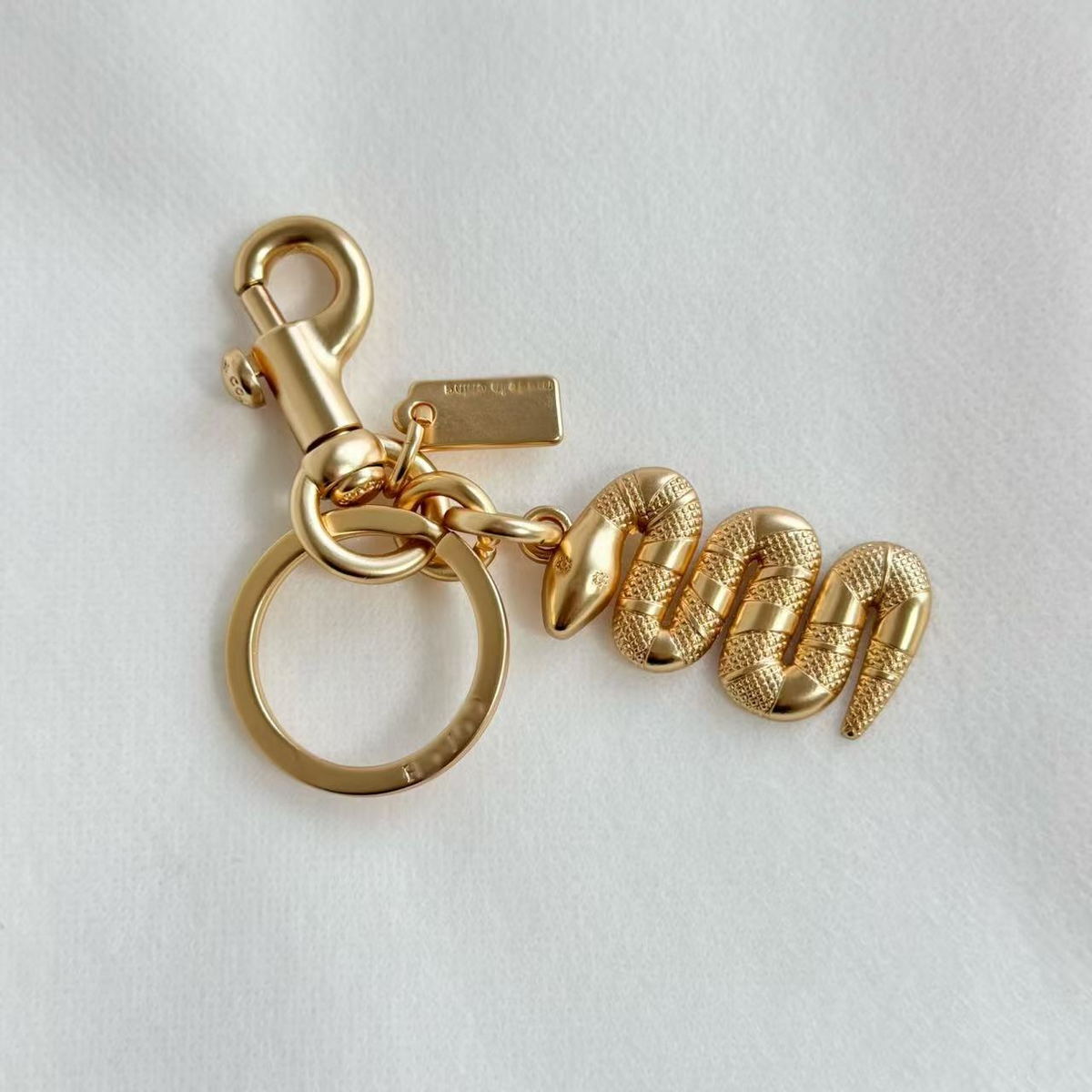 Porte-clés et bijou de sac à motif cerise