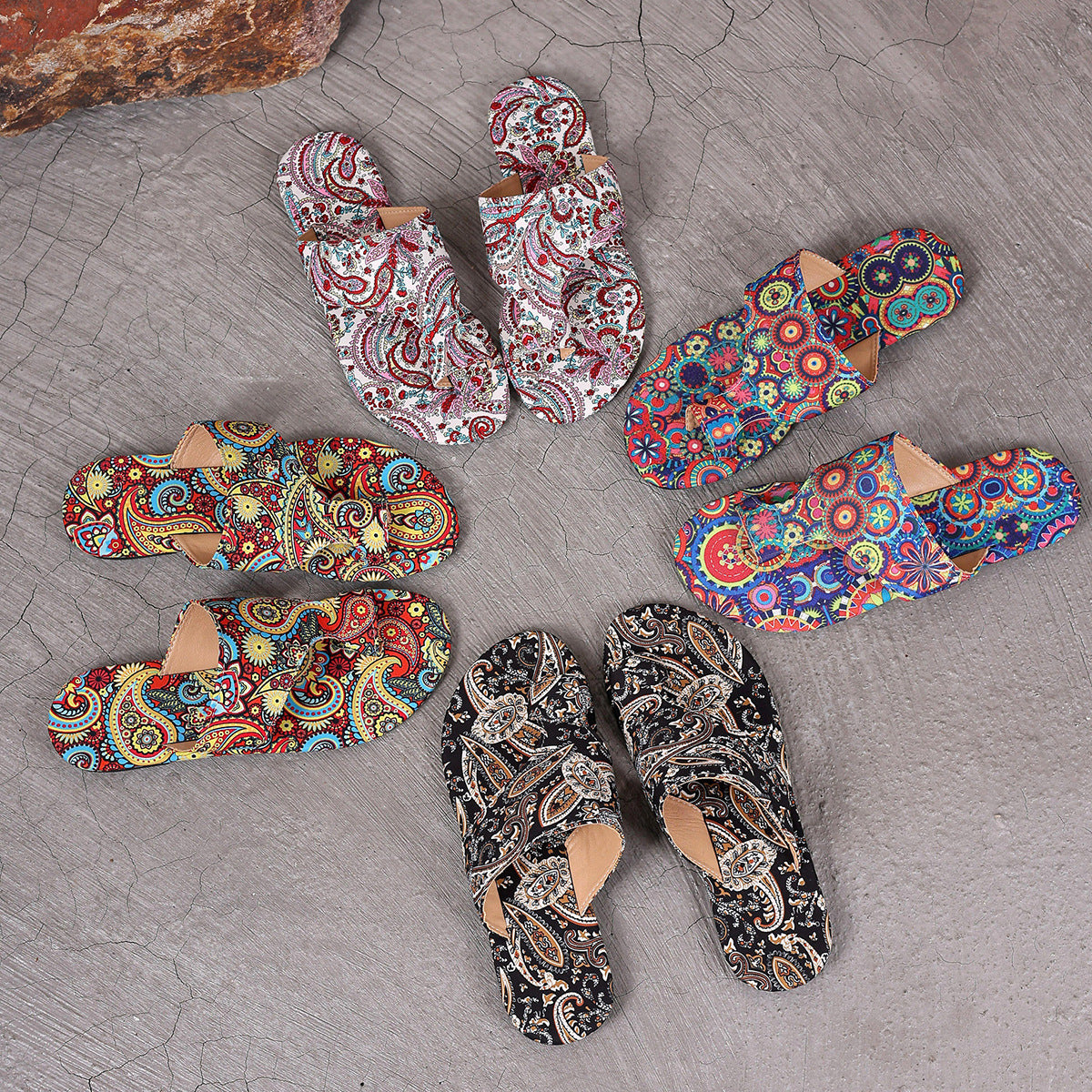 Chaussons en tissu à semelle plate en caoutchouc