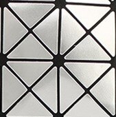 SAC À MAIN À CARREAUX GEOMETRIQUE PLIÉ