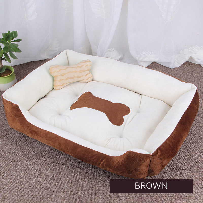 LIT EN PELUCHE IMPERMÉABLE POUR ANIMAUX DE COMPAGNIE