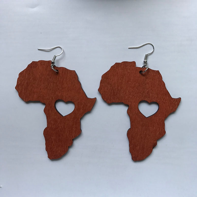 BOUCLES D'OREILLES EN BOIS EN FORME DE CŒUR
