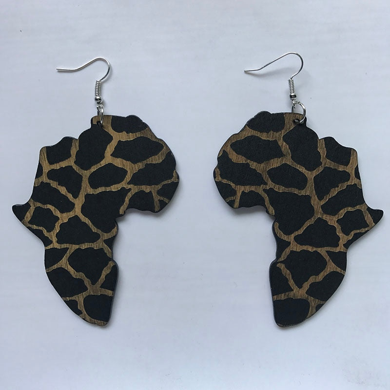 BOUCLES D'OREILLES EN BOIS EN FORME DE CŒUR