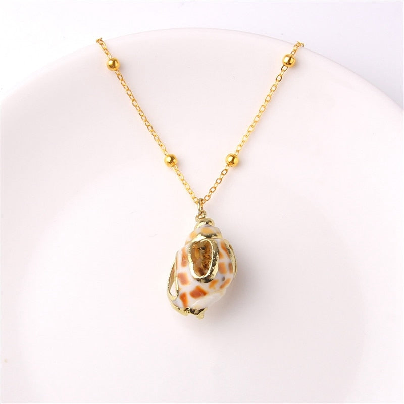 COLLIER BOHO EN COQUILLAGE