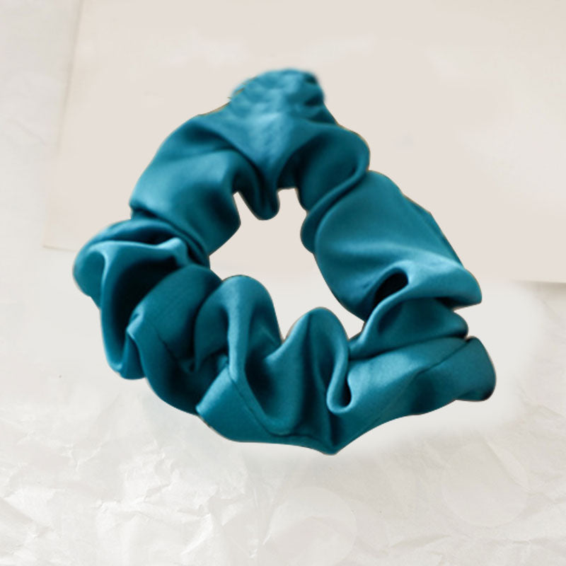 SCRUNCHIE EN SOIE FAIT A LA MAIN - BOSSOUASHOP