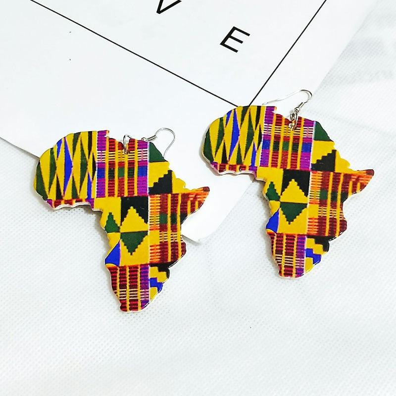 BOUCLES D'OREILLES EN BOIS EN FORME DE CŒUR