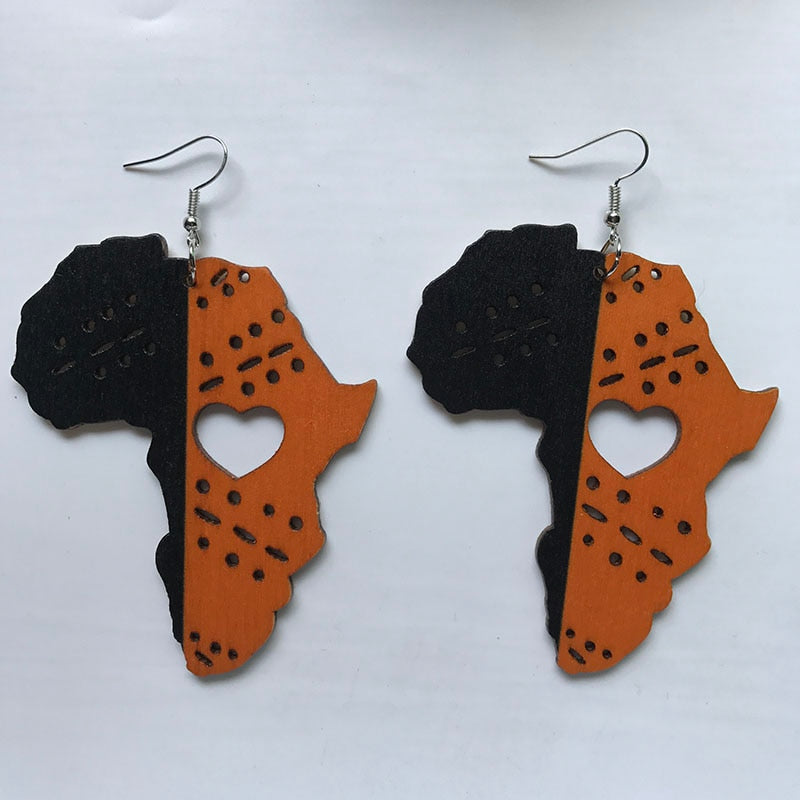 BOUCLES D'OREILLES EN BOIS EN FORME DE CŒUR