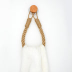 NAILLESS TOWEL RACK
