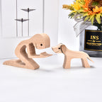 SCULPTURE DE CHIEN EN BOIS FAIT A LA MAIN