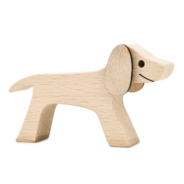 SCULPTURE DE CHIEN EN BOIS FAIT A LA MAIN